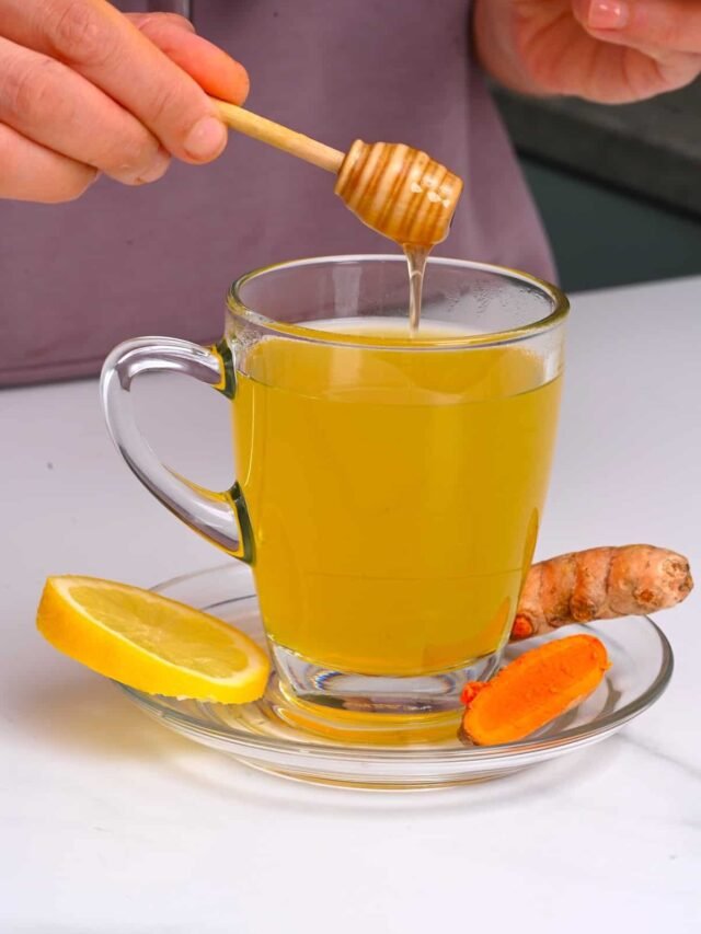 Wellhealthorganic.com health benefits of turmeric tea ( Haldi Chai )