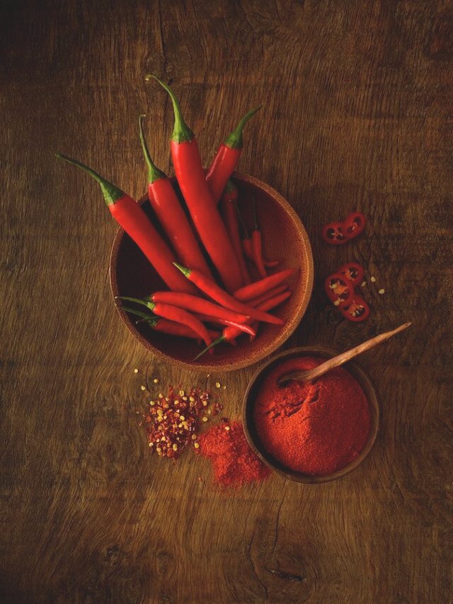 Wellhealthorganic.com: Red Chilli Benefits And Side Effects